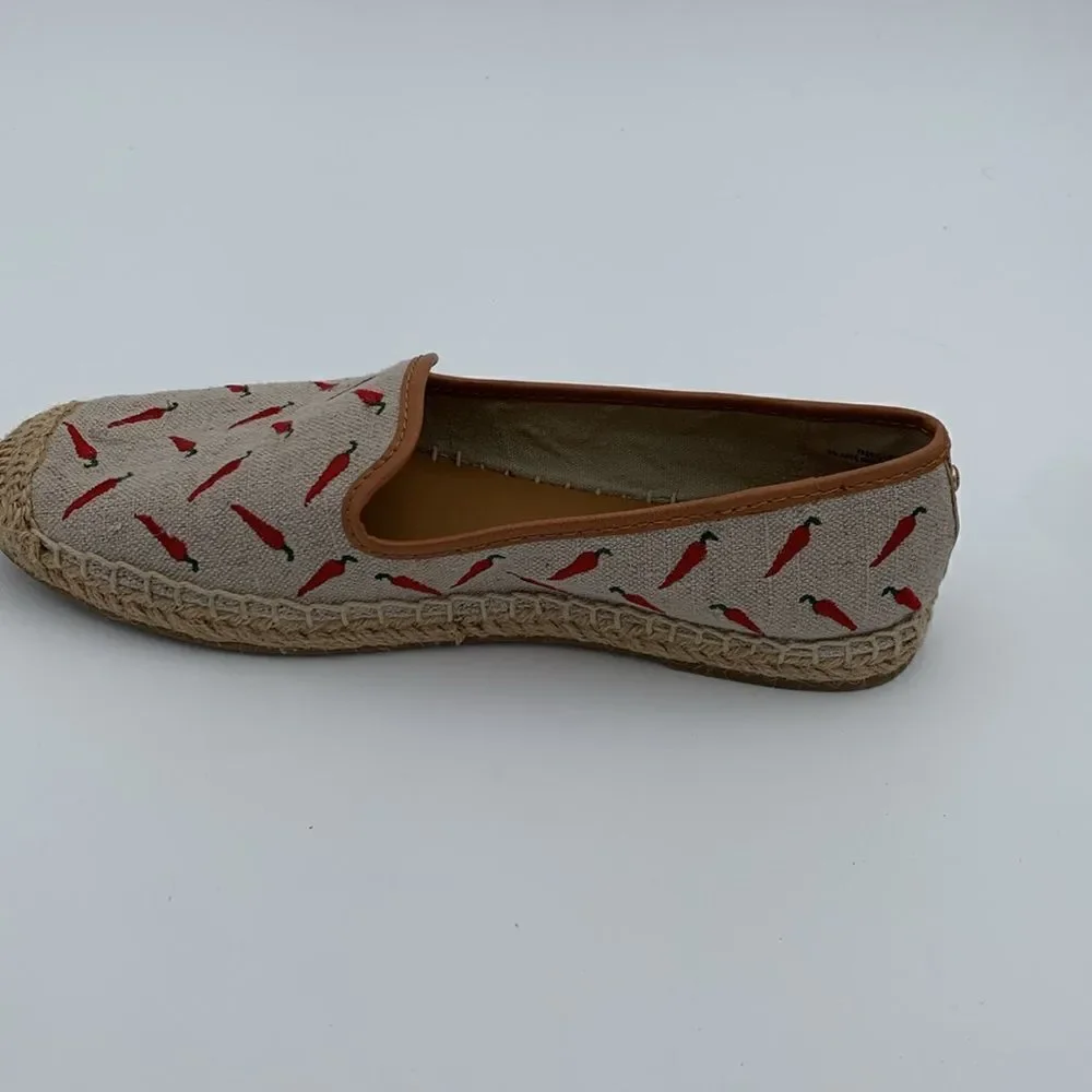 GH Bass Co chili pepper embroidered slip on espadrilles flats size 8.5